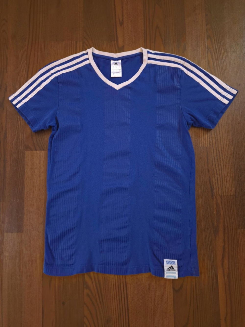 Y2K Adidas Argentina T-shirt jersey style soccer futbol team shirt - Adult Small